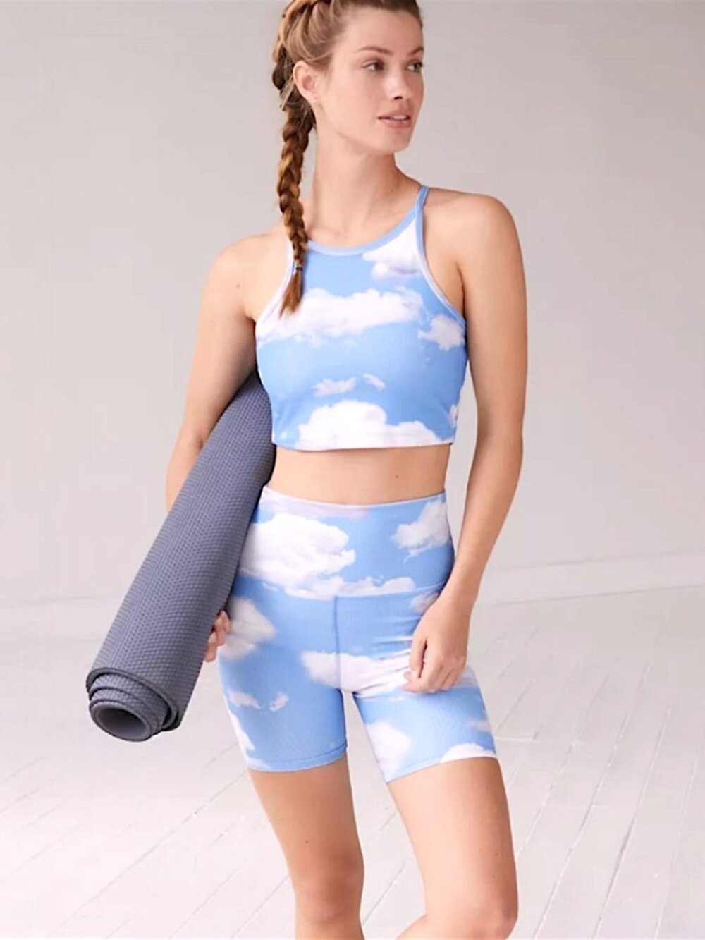Beach Riot workout set clouds sky blue Anna tank & high rise shorts Ws M/S New